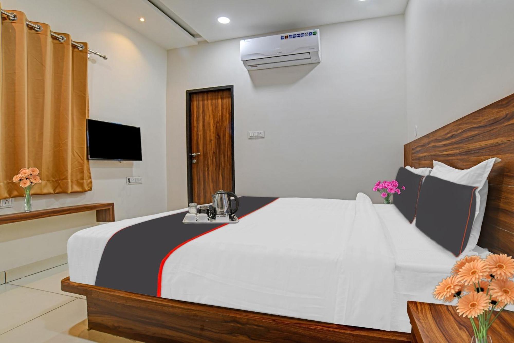 Hotel O Blue Sky อินดอร์ ภายนอก รูปภาพ