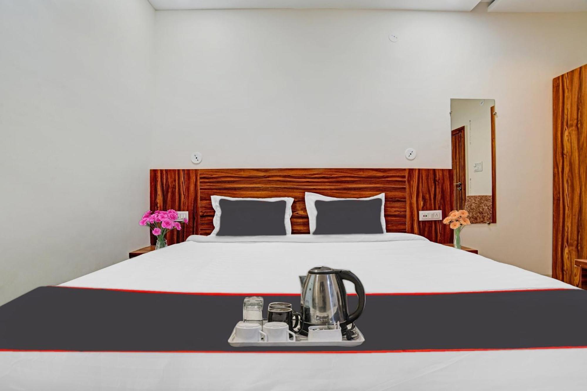 Hotel O Blue Sky อินดอร์ ภายนอก รูปภาพ